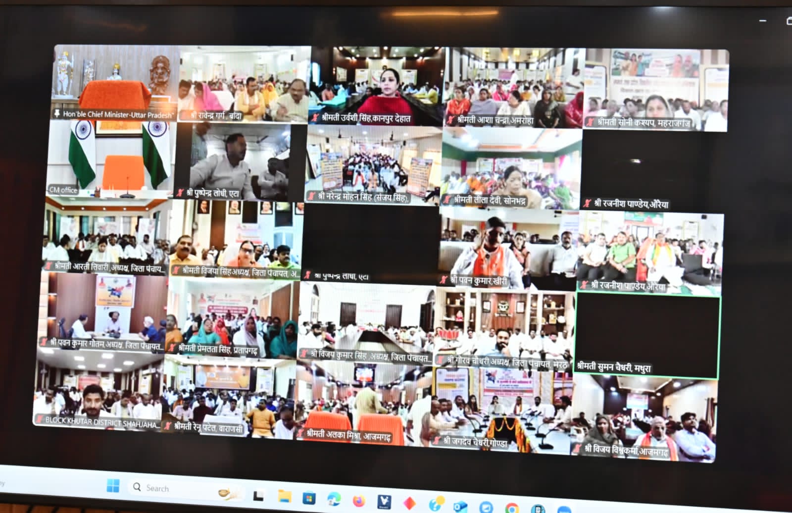 *महिला सशक्तिकरण से आय सृजन तक : पंचायतों में नवाचारों की नई मिसालें* *महिला सशक्तिकरण से आय सृजन तक : पंचायतों में नवाचारों की नई मिसालें*