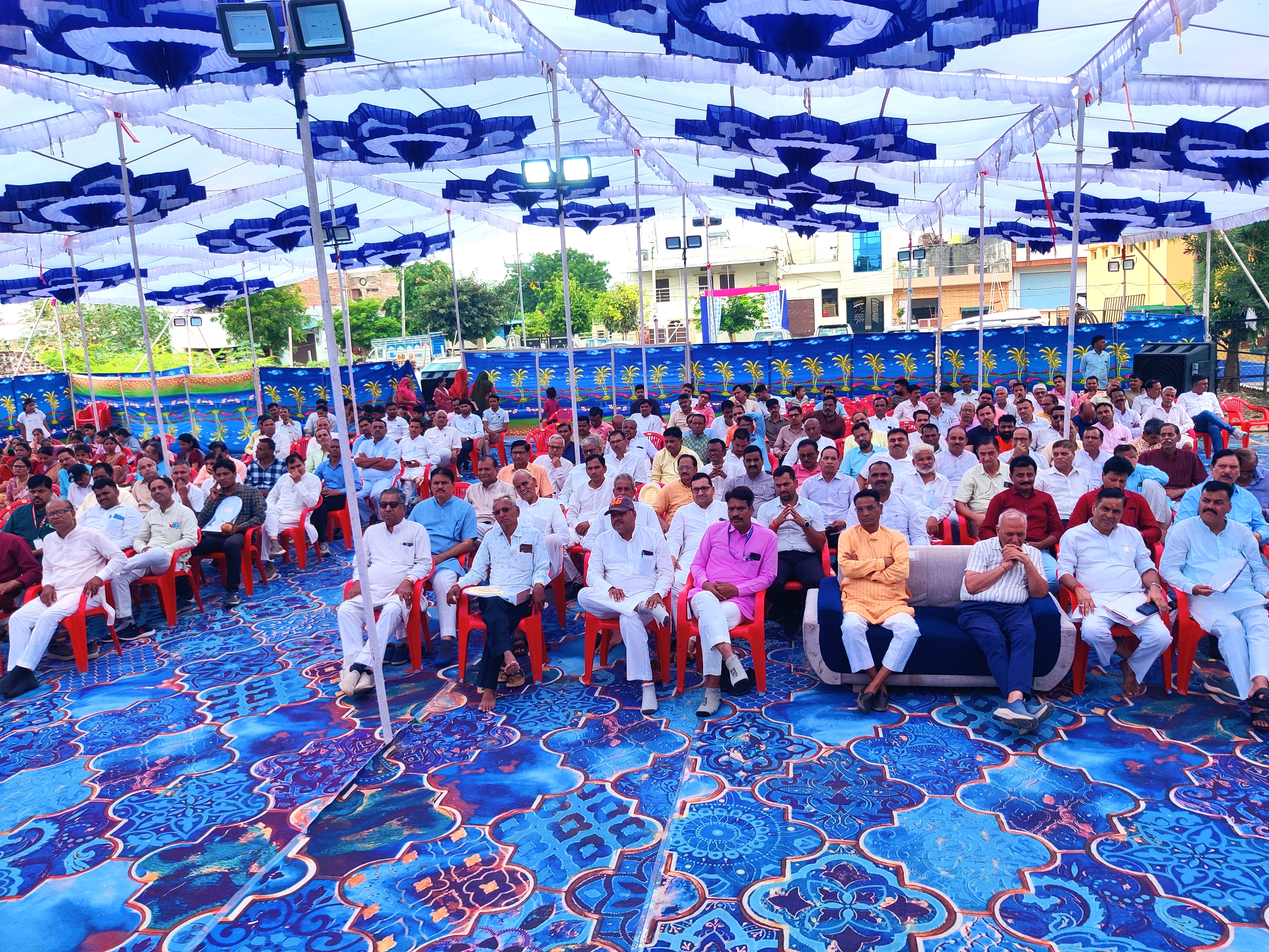 विद्या भारती प्रांतीय सम्मान समारोह में भीलवाड़ा के सांसद बोले-समर्थ भारत निर्माण के लिए सबको एकजुट होना होगा विद्या भारती प्रांतीय सम्मान समारोह में भीलवाड़ा के सांसद बोले-समर्थ भारत निर्माण के लिए सबको एकजुट होना होगा