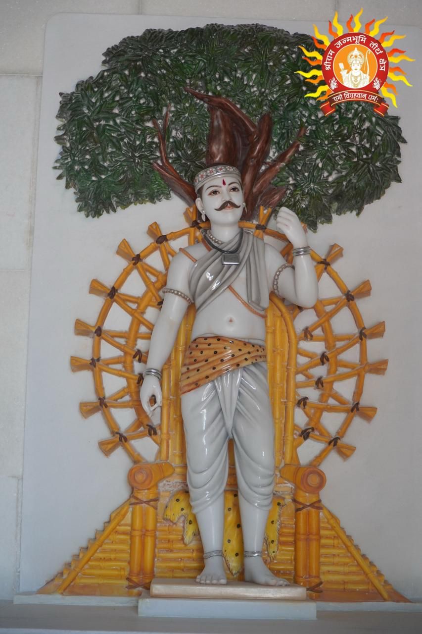 श्री रामजन्मभूमि मंदिर में सप्त मण्डप में स्थापित निषाद राज प्रतिमा श्री रामजन्मभूमि मंदिर में सप्त मण्डप में स्थापित निषाद राज प्रतिमा