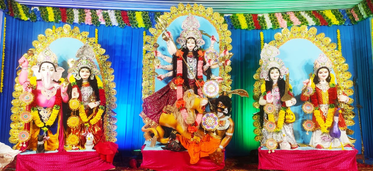 महाराणा रिसार्ट में स्थापित मां दुर्गा की मूर्ति। महाराणा रिसार्ट में स्थापित मां दुर्गा की मूर्ति।