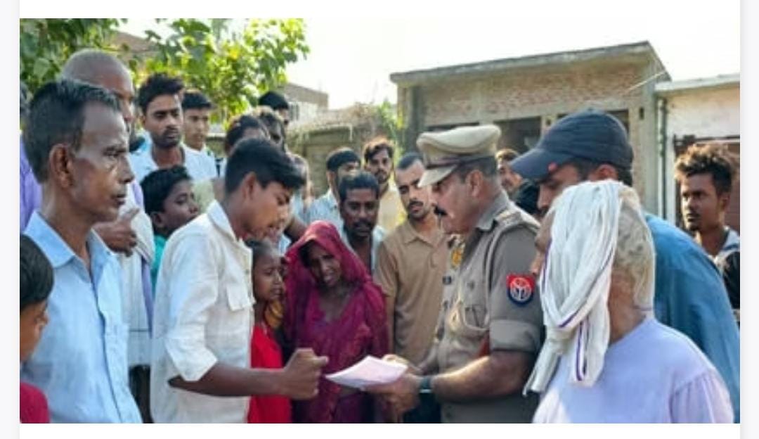 पिक अप और बाइक की टक्कर में पांच लोगों की मौत पिक अप और बाइक की टक्कर में पांच लोगों की मौत