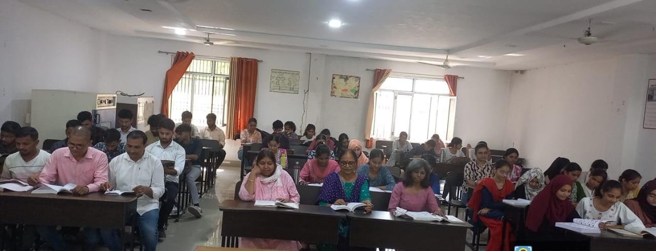 पुस्तक अध्ययन व्यक्तिगत और मानसिक विकास में भी सहायक: डॉ. बिजेंद्र सिंह पुस्तक अध्ययन व्यक्तिगत और मानसिक विकास में भी सहायक: डॉ. बिजेंद्र सिंह
