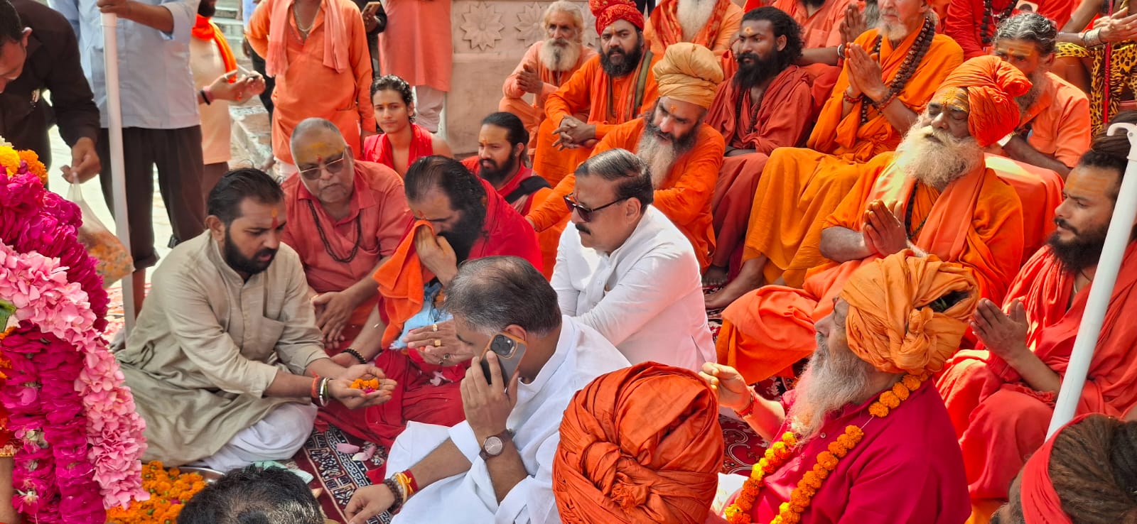 छड़ी यात्रागंगा पूजा के साथ शुरू