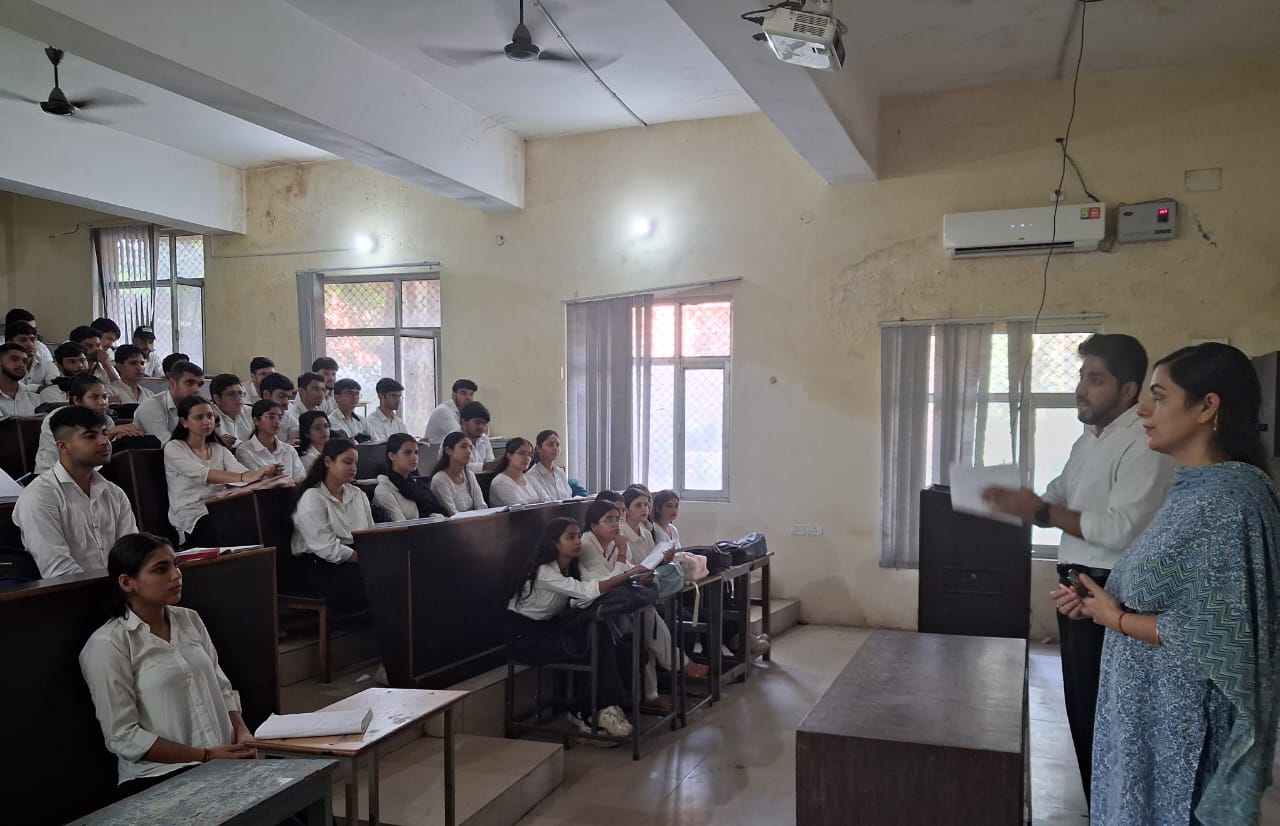 जीजीएम साइंस कॉलेज जम्मू में नशा मुक्ति पर जागरूकता कार्यक्रम