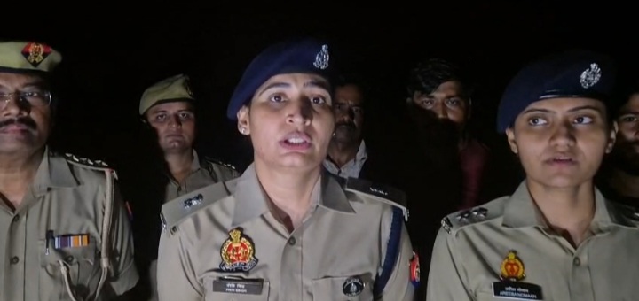 जानकारी देते हुए एसपी सिटी जानकारी देते हुए एसपी सिटी