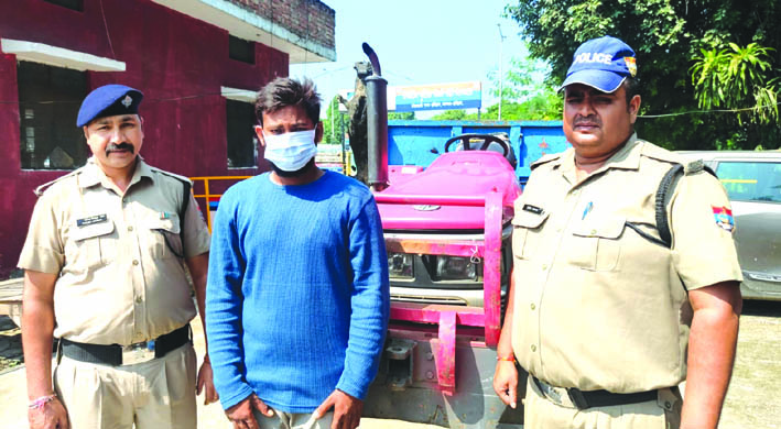 पुलिस गिरफ्त में आरोपित