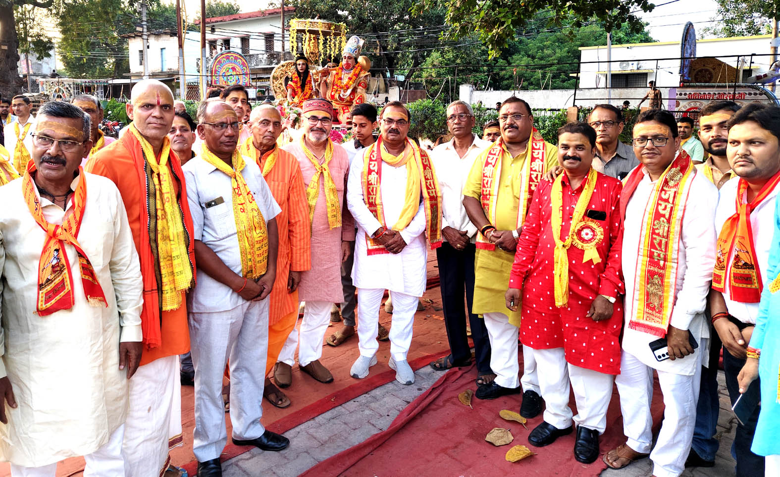 जय श्रीराम के जयकारों के साथ तपोभूमि चित्रकूट में धूमधाम से निकला रामदल जय श्रीराम के जयकारों के साथ तपोभूमि चित्रकूट में धूमधाम से निकला रामदल