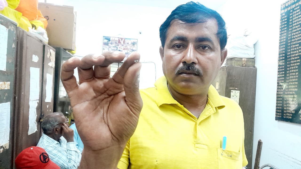 हीरे के साथ जोगेंदर हीरे के साथ जोगेंदर