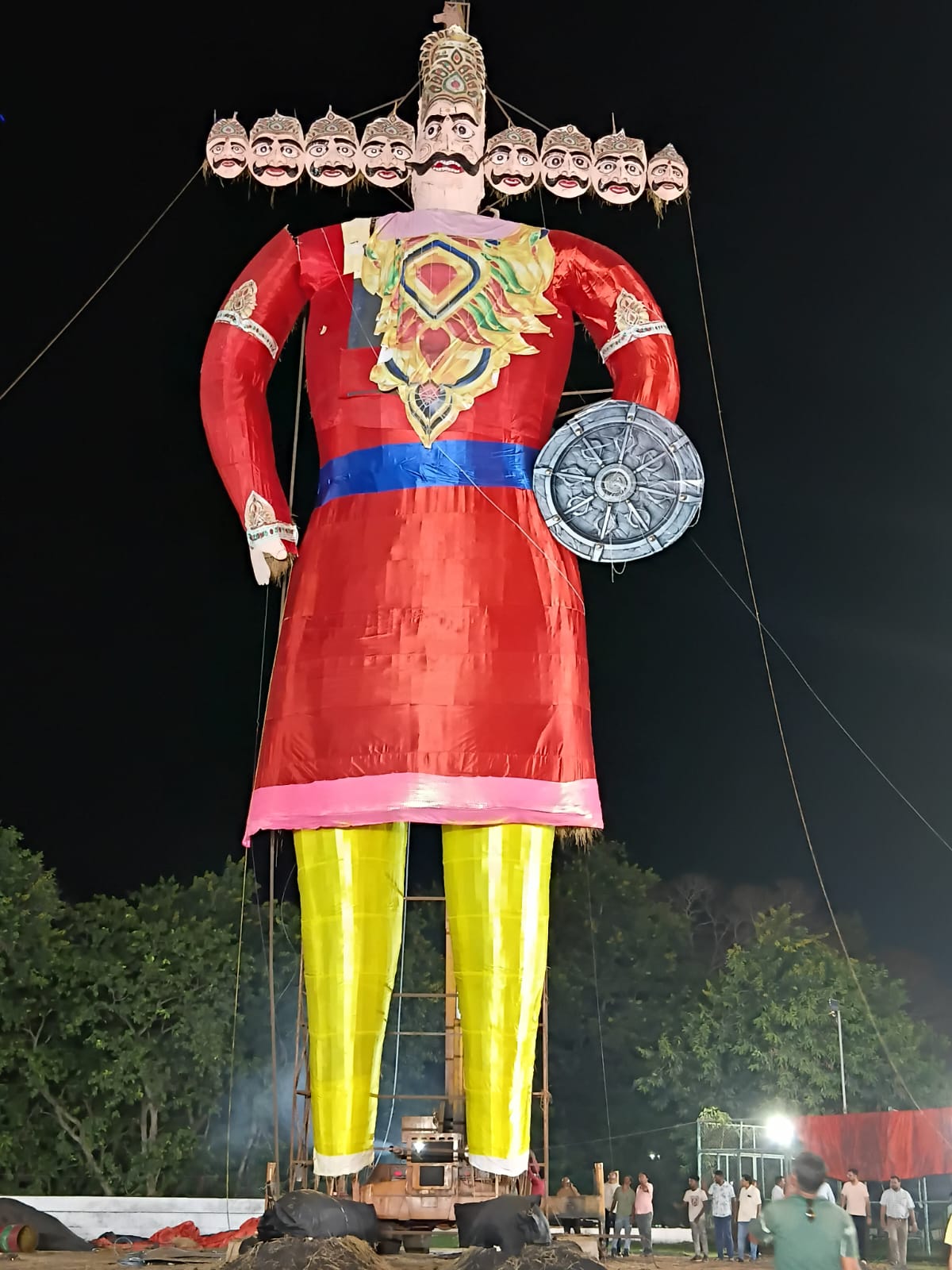 कोरबा में धूमधाम से मनाया जाएगा दशहरा उत्सव, 112 फीट ऊंचा रावण का पुतला तैयार कोरबा में धूमधाम से मनाया जाएगा दशहरा उत्सव, 112 फीट ऊंचा रावण का पुतला तैयार
