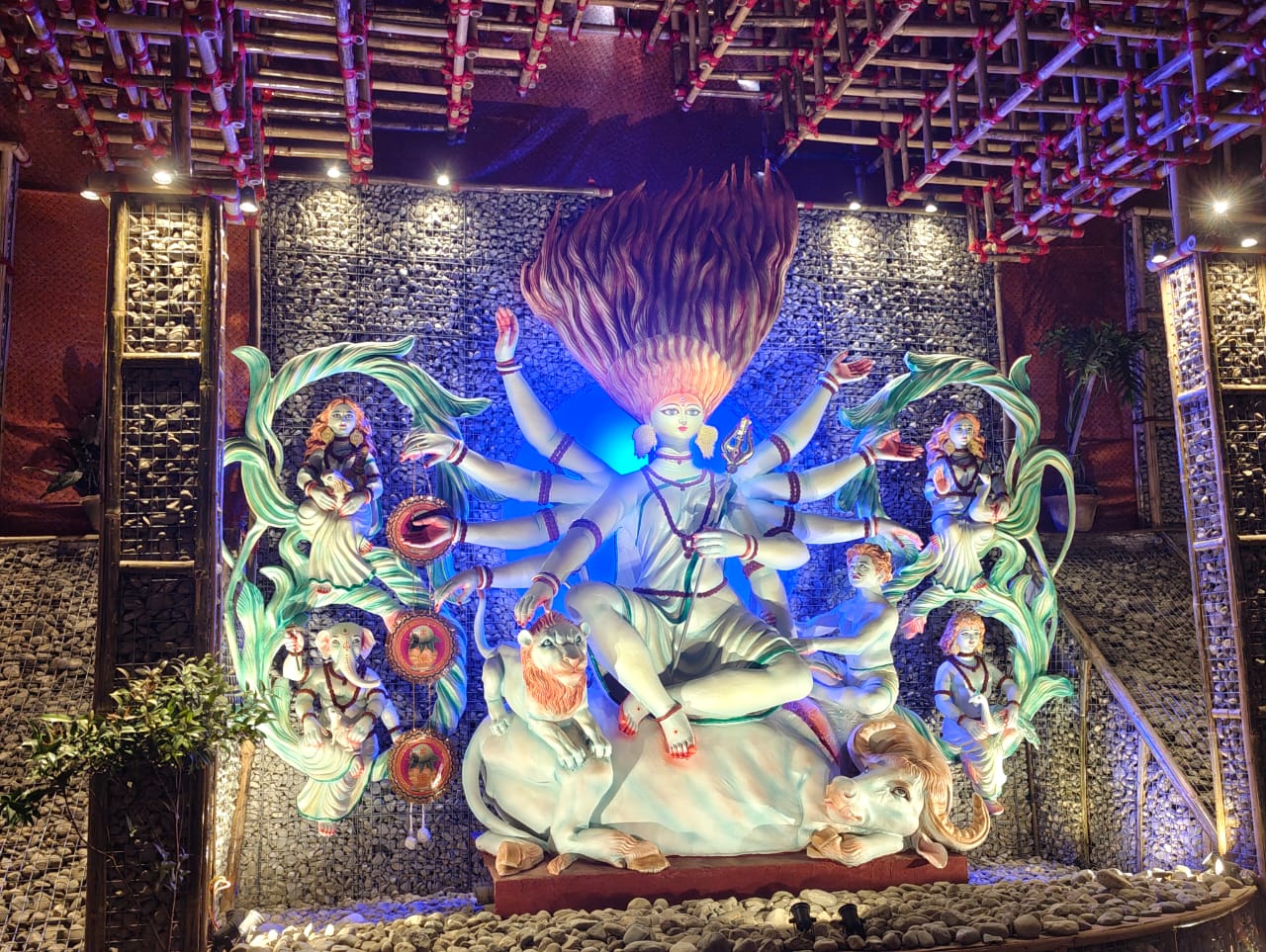 नवमी पर बारिश के कहर से फीकी पड़ी पूजा की रौनक  गुवाहाटी, 1 अक्टूबरः