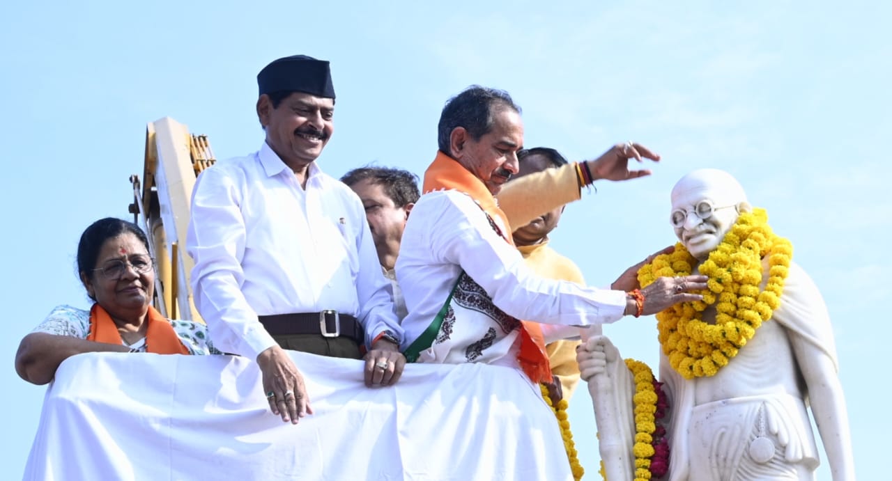 राष्ट्रपिता महात्मा गांधी के आदर्श आज भी प्रासंगिक, शास्त्री  के योगदान को भी नमन : मदन राठौड़