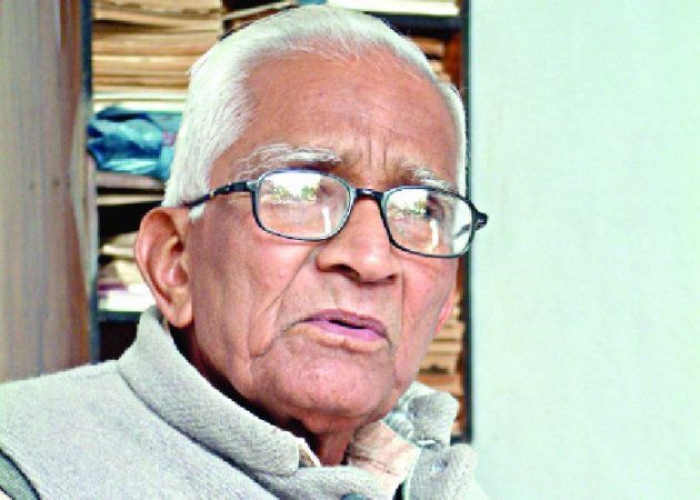पर्यावरणविद् व साहित्यकार अमृतलाल बेगड़ (फाइल फोटो)