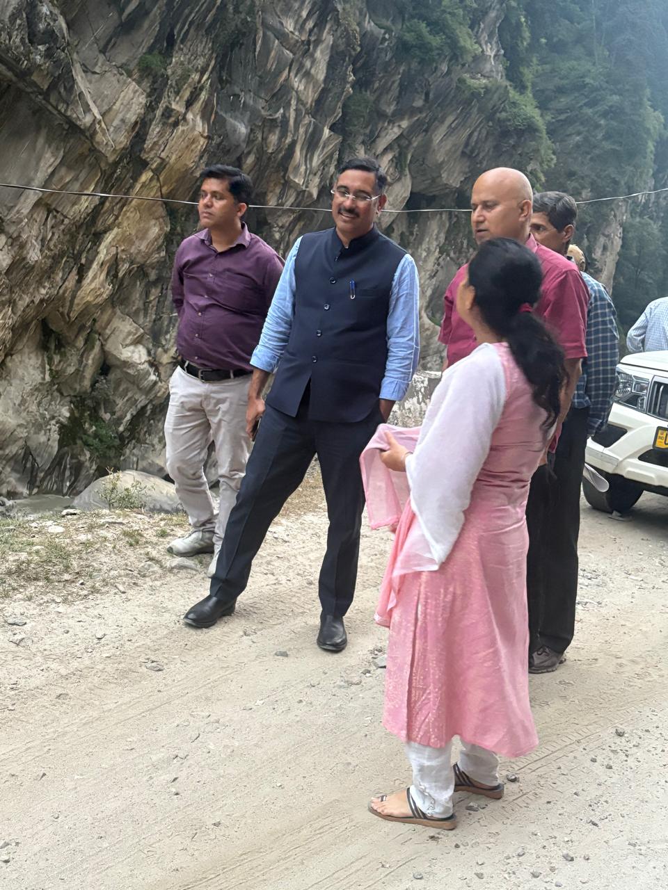 हर्षिल में बनी अस्थाई झील से पूर्ण निकासी का कार्य होगा शुरू