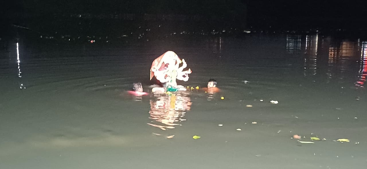 Thane creek polluted doring Navaratri