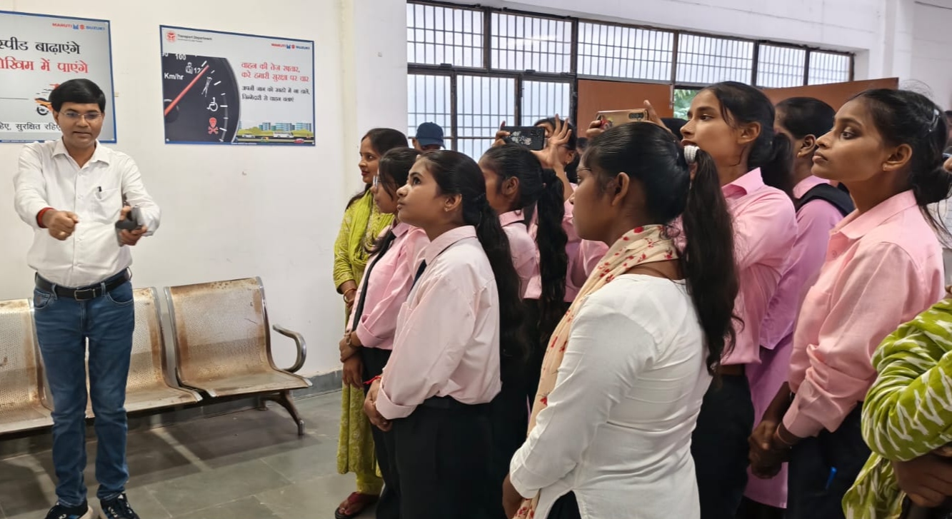 आईटीआई परिसर में आयोजित कार्यशाला आईटीआई परिसर में आयोजित कार्यशाला