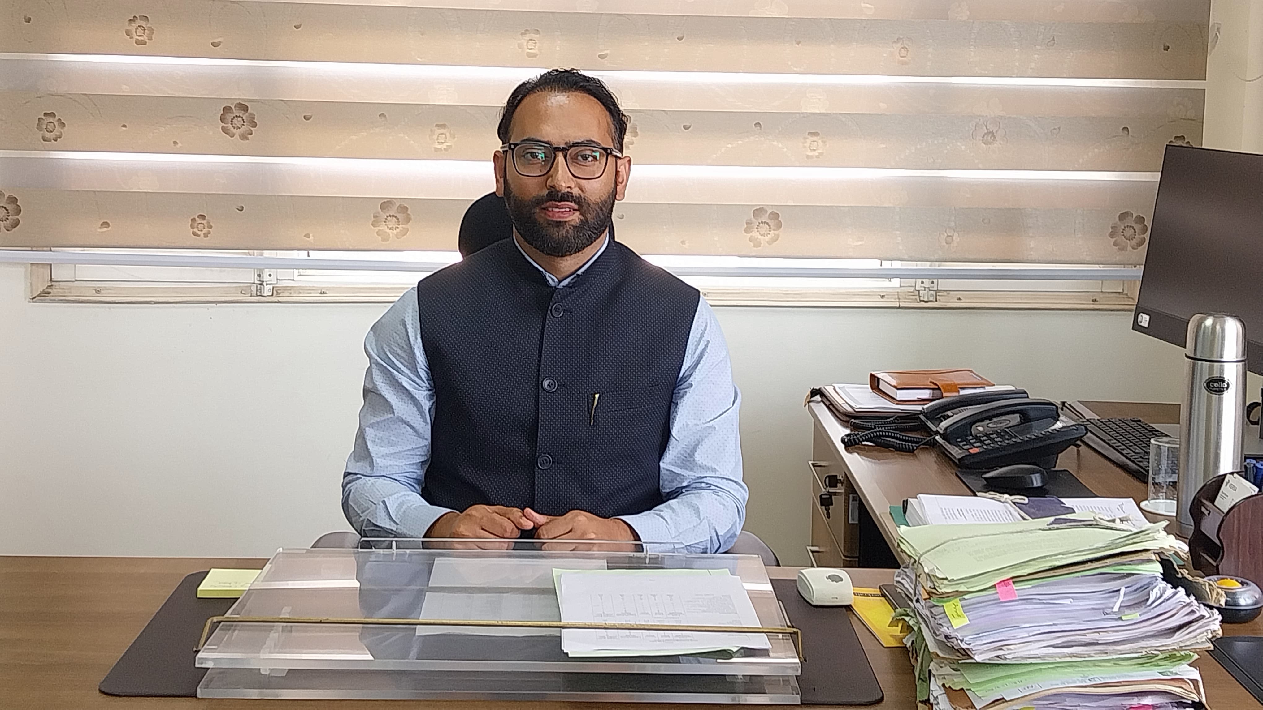 नए एमडी जफर इकबाल। नए एमडी जफर इकबाल।