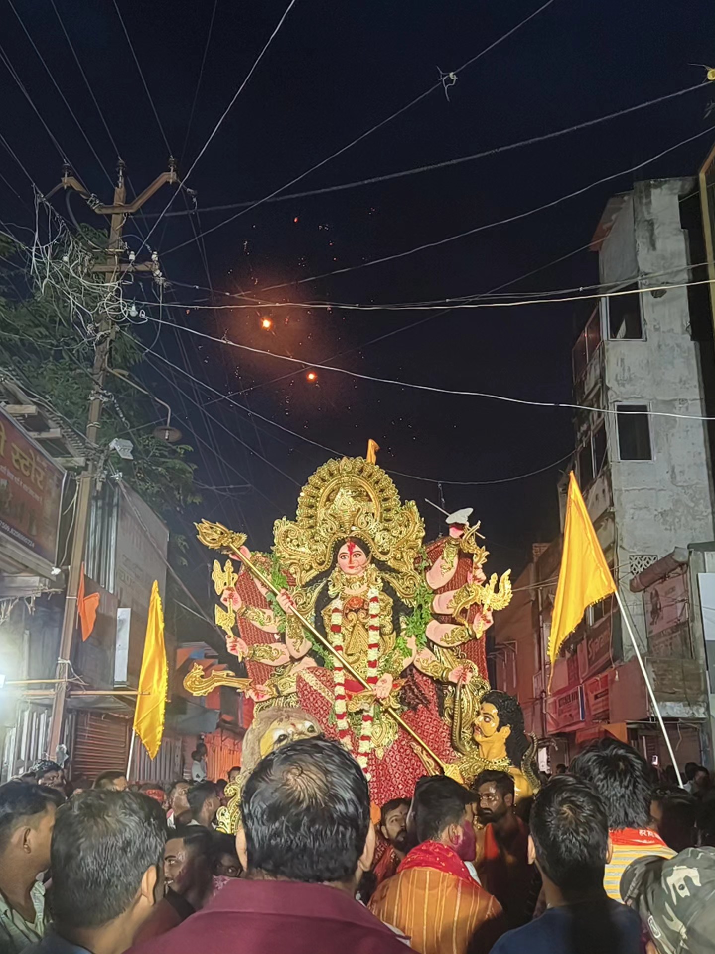 डोली में सवार होकर विदा होती हैं माँ दुर्गा: फारबिसगंज की अनूठी विसर्जन परंपरा