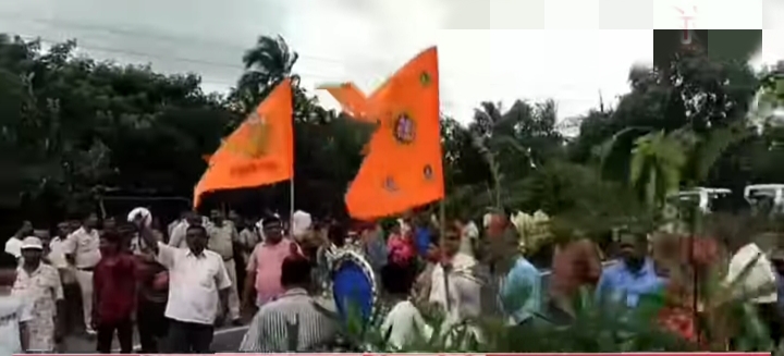 तमलुक सड़क अवरोध तमलुक सड़क अवरोध