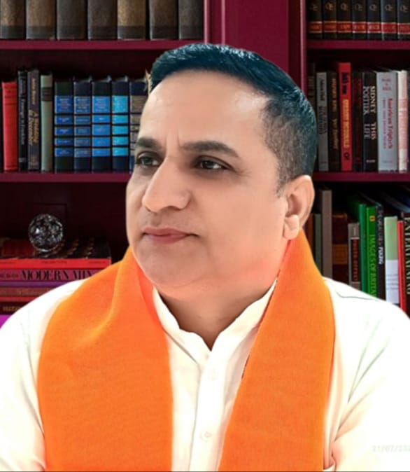 पवन शर्मा ने भारत को बदनाम करने के लिए राहुल गांधी की आलोचना की, बिना शर्त माफ़ी की मांग की