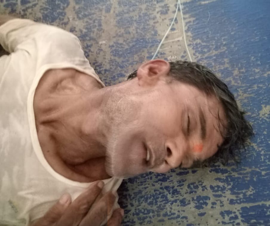 फांसी लगाने का किया प्रयास,हालत गंभीर फांसी लगाने का किया प्रयास,हालत गंभीर