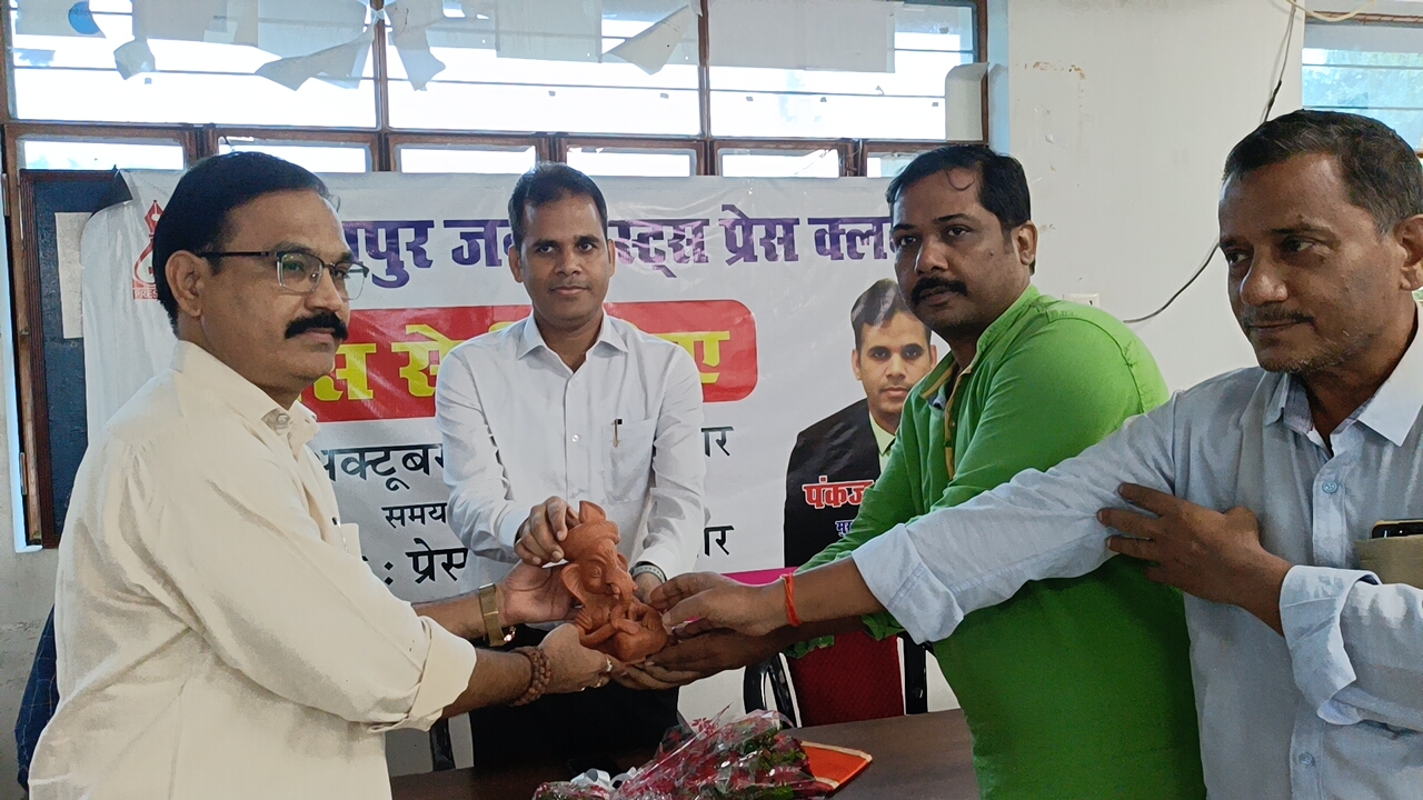 *’प्रेस से मिलिए’ कार्यक्रम में बोले एनई रेलवे के सीपीआरओ*