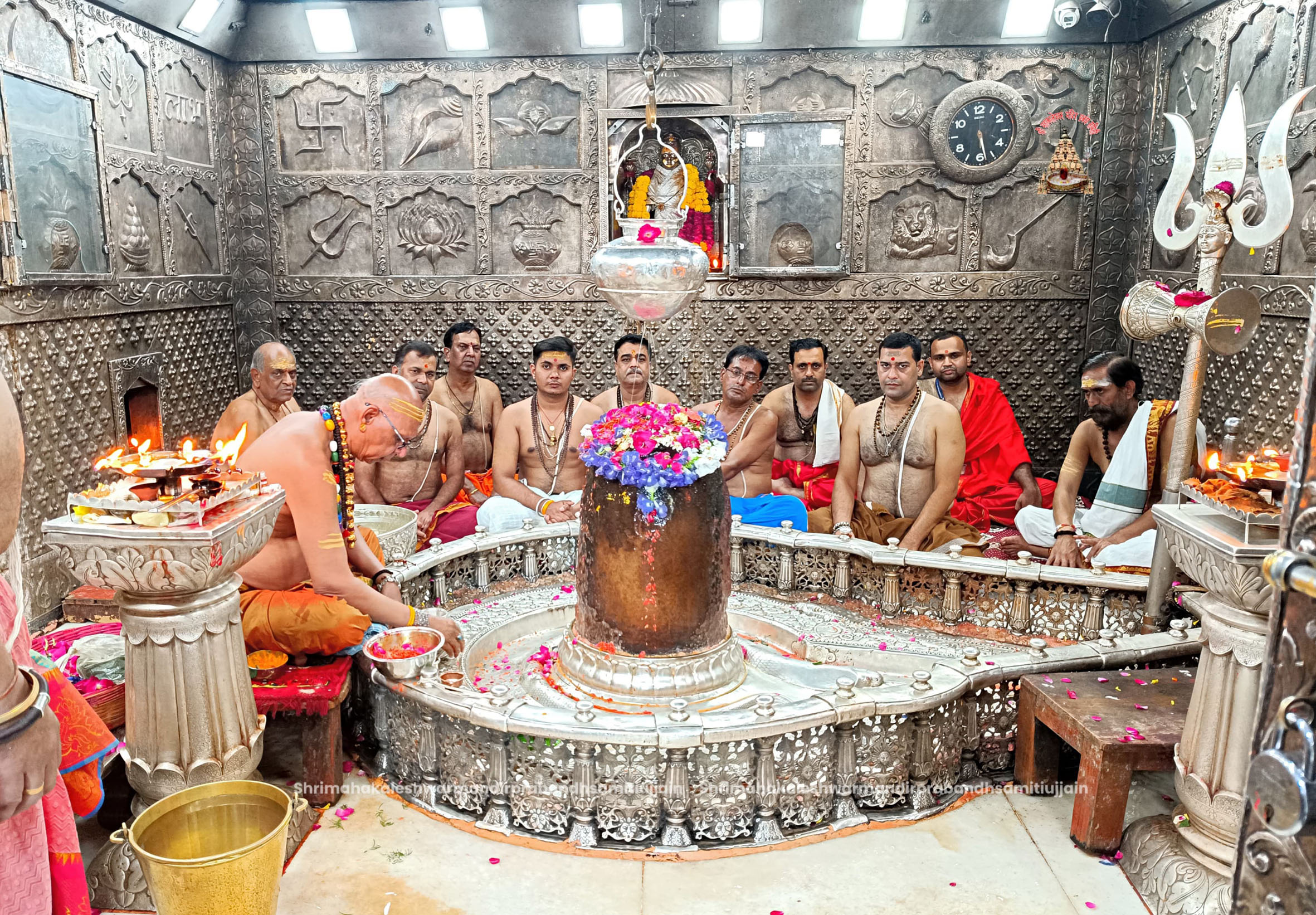 महाकाल मंदिर में 8 अक्टूबर से बदलेगा आरती का क्रम महाकाल मंदिर में 8 अक्टूबर से बदलेगा आरती का क्रम