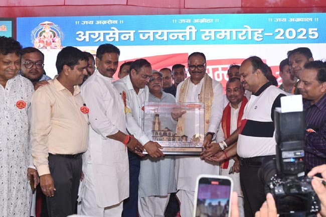 डिप्टी सीएम ब्रजेश पाठक