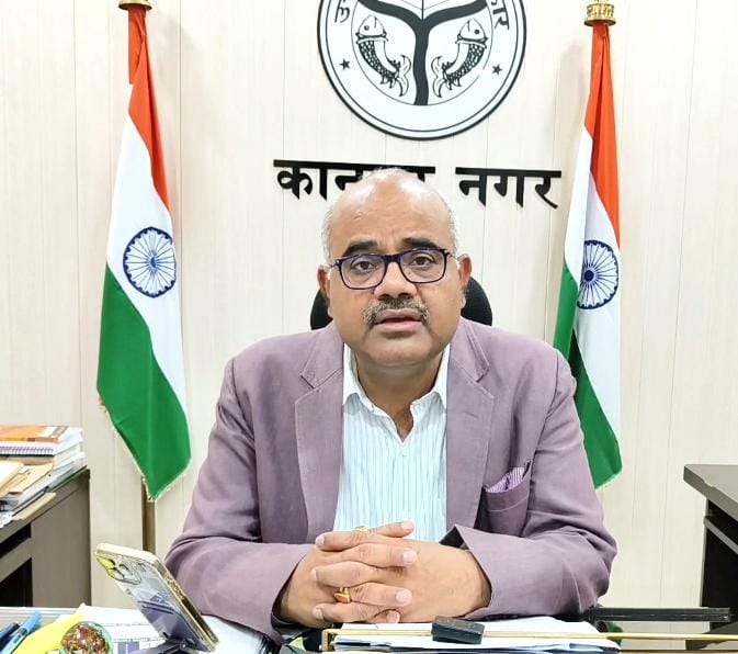 जिलाधिकारी जितेंद्र प्रताप सिंह की फ़ाइल फोटो