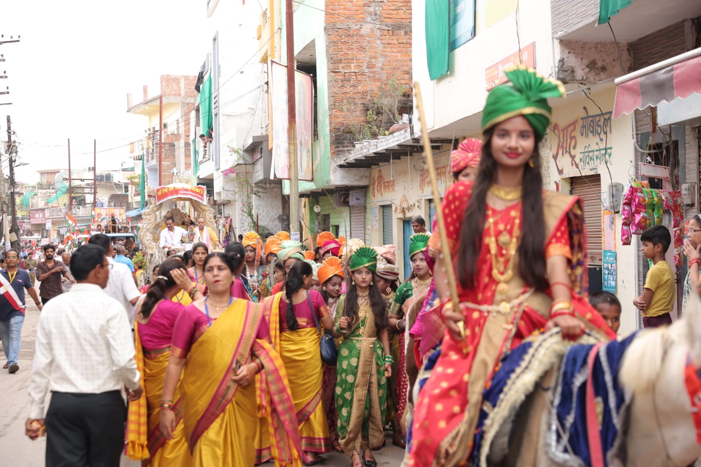 महारानी लक्ष्मीबाई के स्वरूप