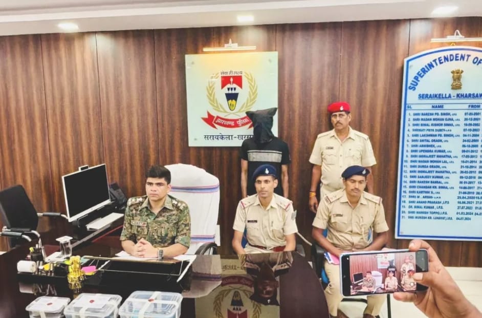 जानकारी देते एसपी जानकारी देते एसपी