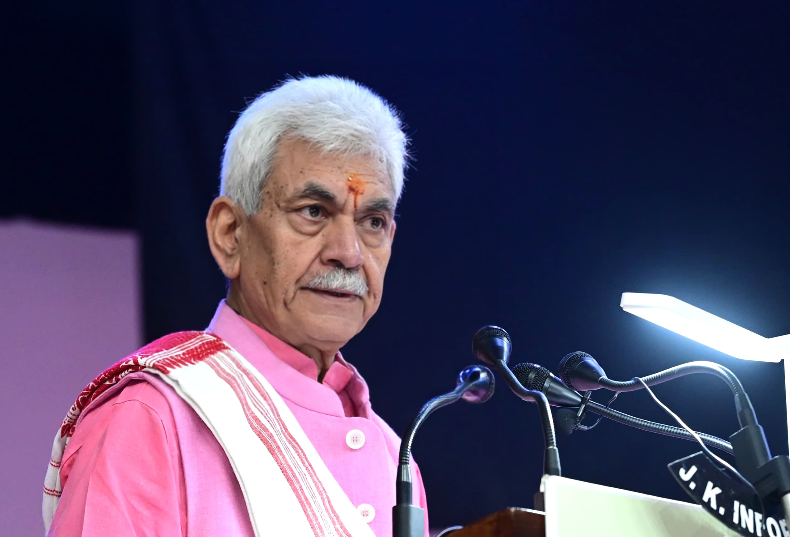 जम्मू-कश्मीर का विकास सीधे तौर पर उसके युवाओं से जुड़ा है -उपराज्यपाल मनोज सिन्हा