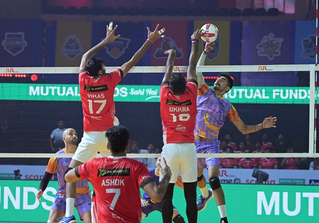 पीवीएल 2025: मुंबई मेटियर्स ने कालीकट हीरोज को 3-0 से हराया