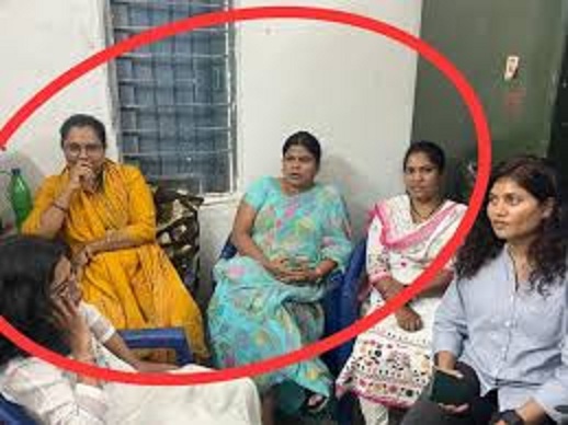 लोकायुक्त ने महिला बाल विकास अधिकारी को 20 हजार रुपए की रिश्वत लेते रंगे हाथों पकड़ा