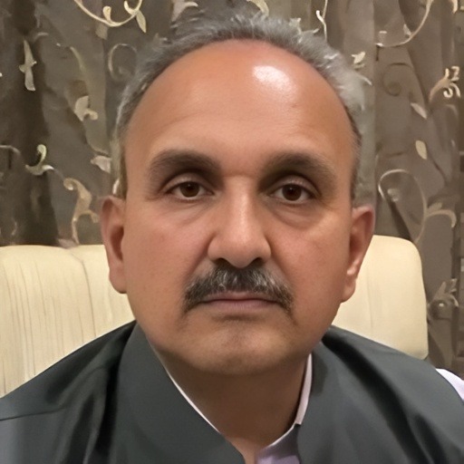 पूर्व डीजीपी देवेंद्र सिंह चौहान