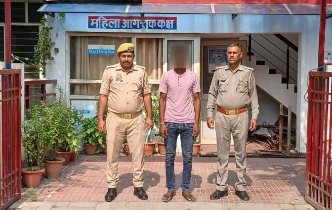 पुलिस की गिरफ्त में आरोपित