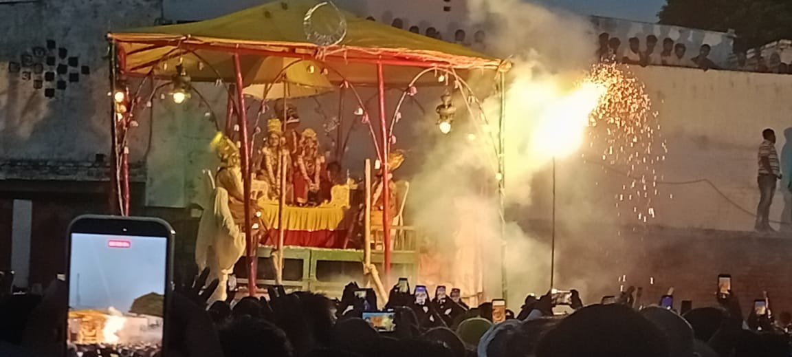 रामलीला में भोर की आरती