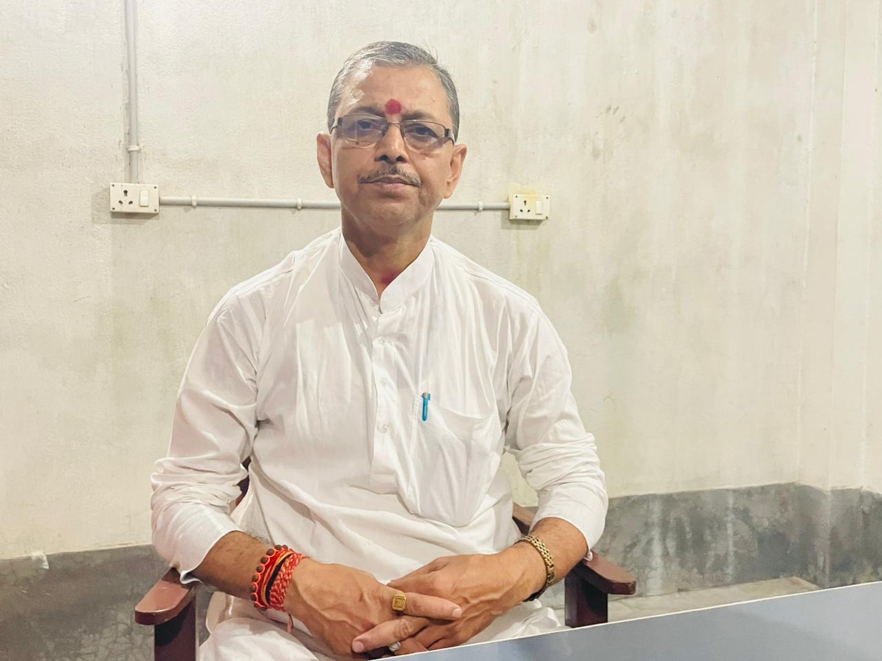 फ़ारबिसगंज विधानसभा सीट से वरिष्ठ अधिवक्ता सुमन कुमार मिश्रा ने ठोकी भाजपा से दावेदारी