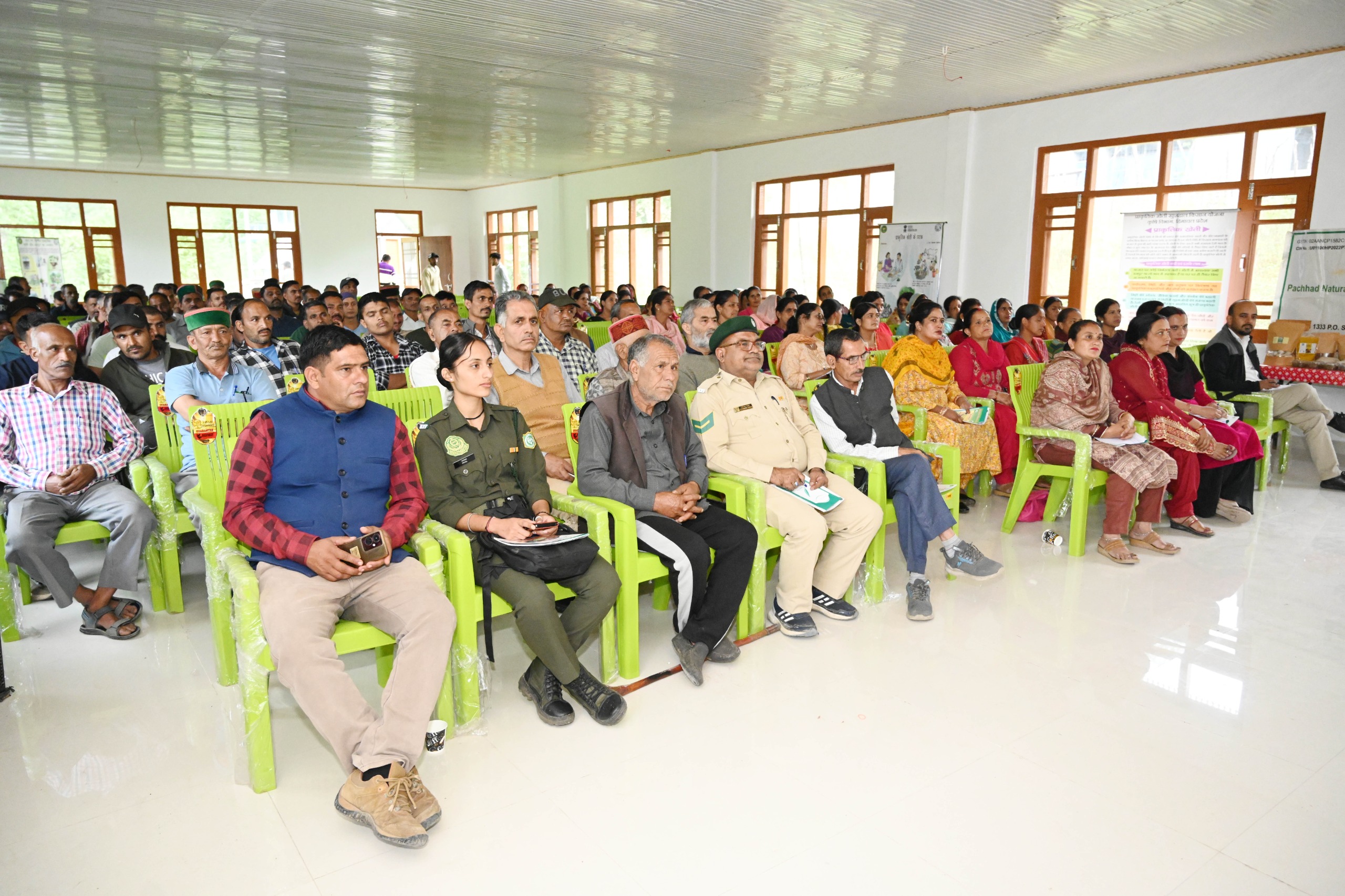 वासनी में प्राकृतिक खेती पर किसान गोष्ठी आयोजित