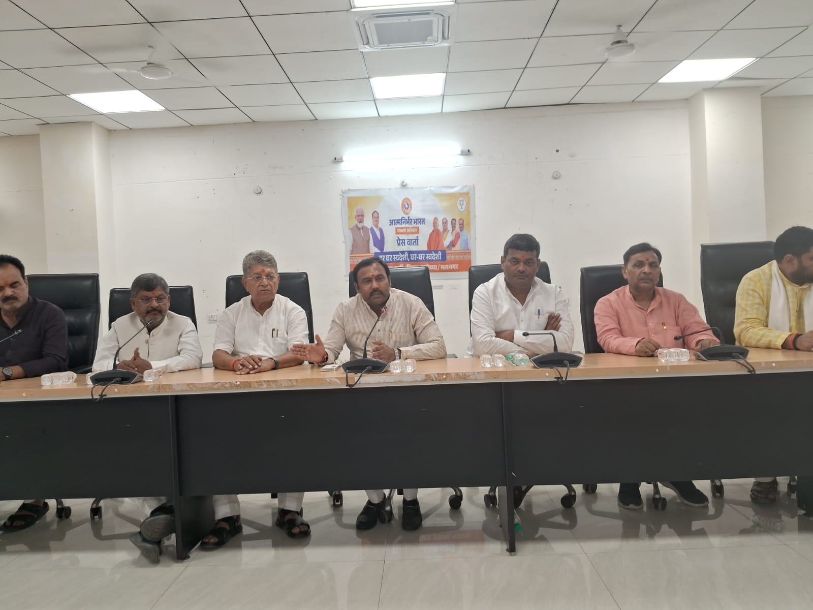 कमलेश मिश्र