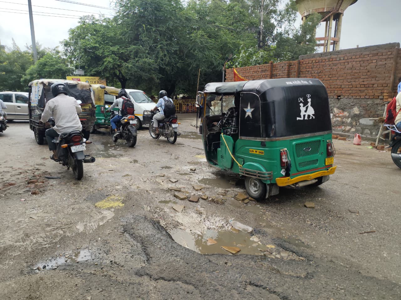 खड्एा