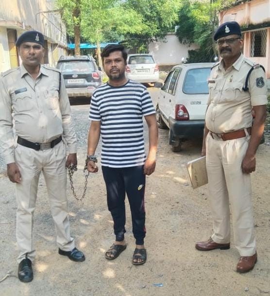आरोपित कार चालक गिरफ्तार।