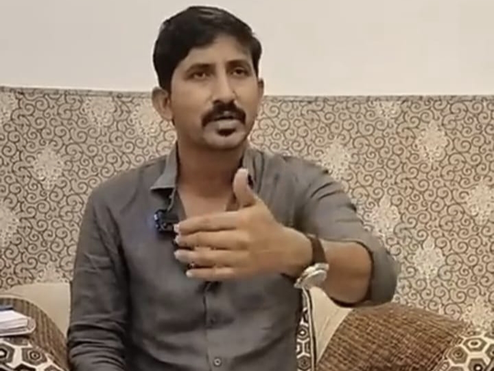 पत्रकार वार्ता को सम्बोधित करते हुए सांसद राजकुमार रोत