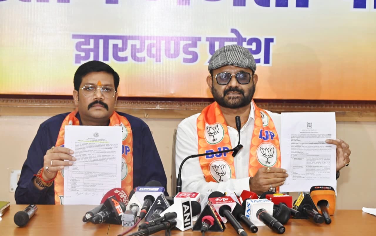 भाजपा प्रवक्ता  प्रतुल शहदेव और योगेन्द्र प्रसाद सिंह 2
