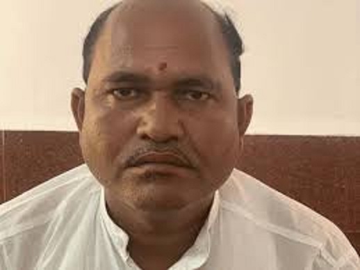 सरपंच पति समेत दो लोग 1 लाख रिश्वत लेते गिरफ्तार