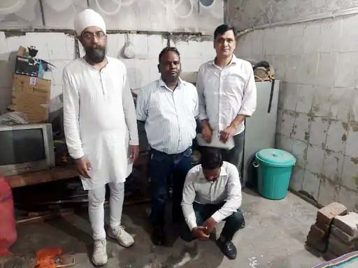 पकड़ा गया फर्जी डॉक्टर।