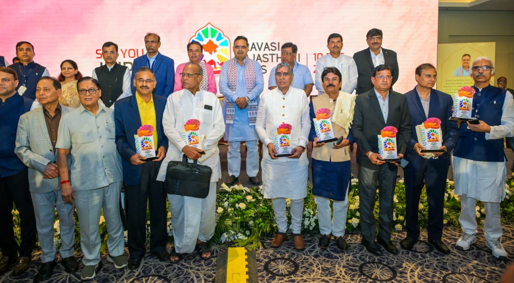 मुख्यमंत्री भजनलाल शर्मा प्रवासी राजस्थान सम्मेलन में।