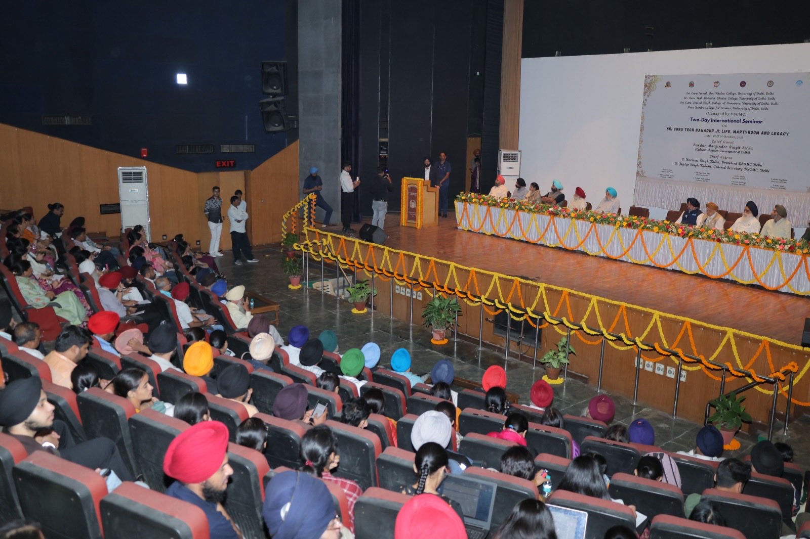 श्री गुरु तेग बहादुर के शताब्दी वर्ष पर आयोजित दो दिवसीय अंतरराष्ट्रीय कॉन्फ्रेंस को संबोधित करते मंत्री मनजिंदर सिंह  सिरसा