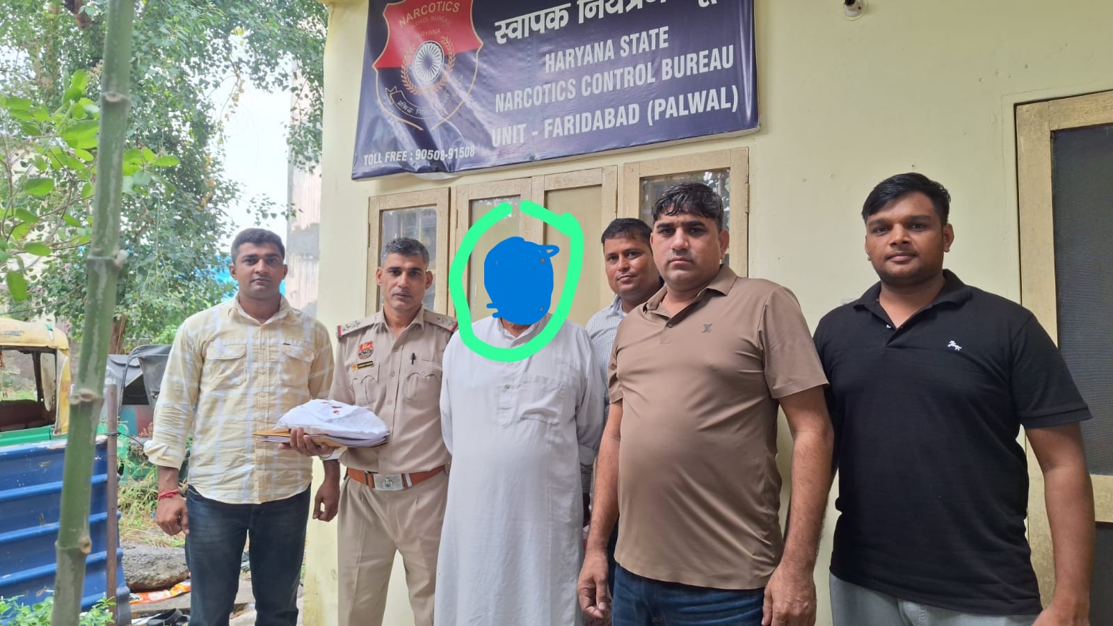 गिरफ्तार किया गया आरोपित