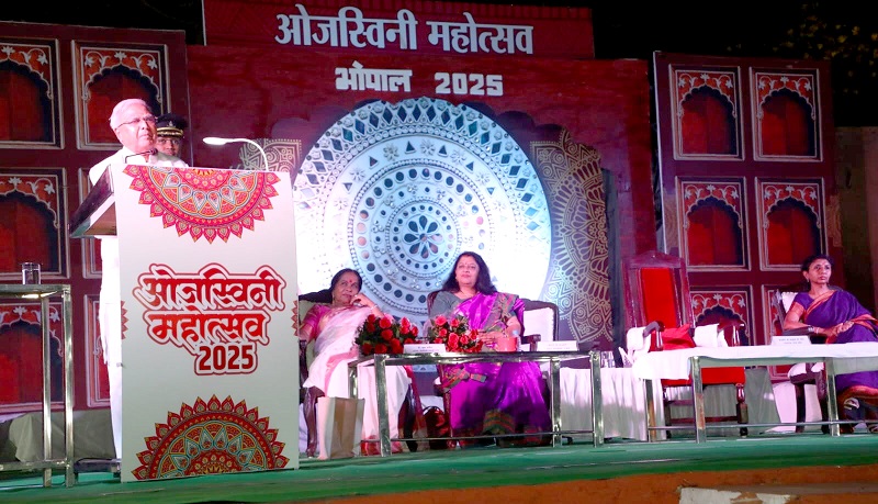 राष्ट्रीय स्तरीय प्रदर्शनी सह-ब्रिकी कार्यक्रम में राज्यपाल राष्ट्रीय स्तरीय प्रदर्शनी सह-ब्रिकी कार्यक्रम में राज्यपाल