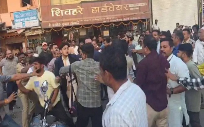 मुलताई में संघ प्रचारक के साथ मारपीट के बाद दो समुदाय सामने-सामने मुलताई में संघ प्रचारक के साथ मारपीट के बाद दो समुदाय सामने-सामने